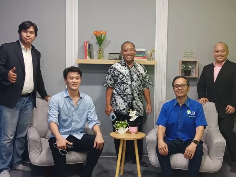 インドネシアのパートナー企業を訪問